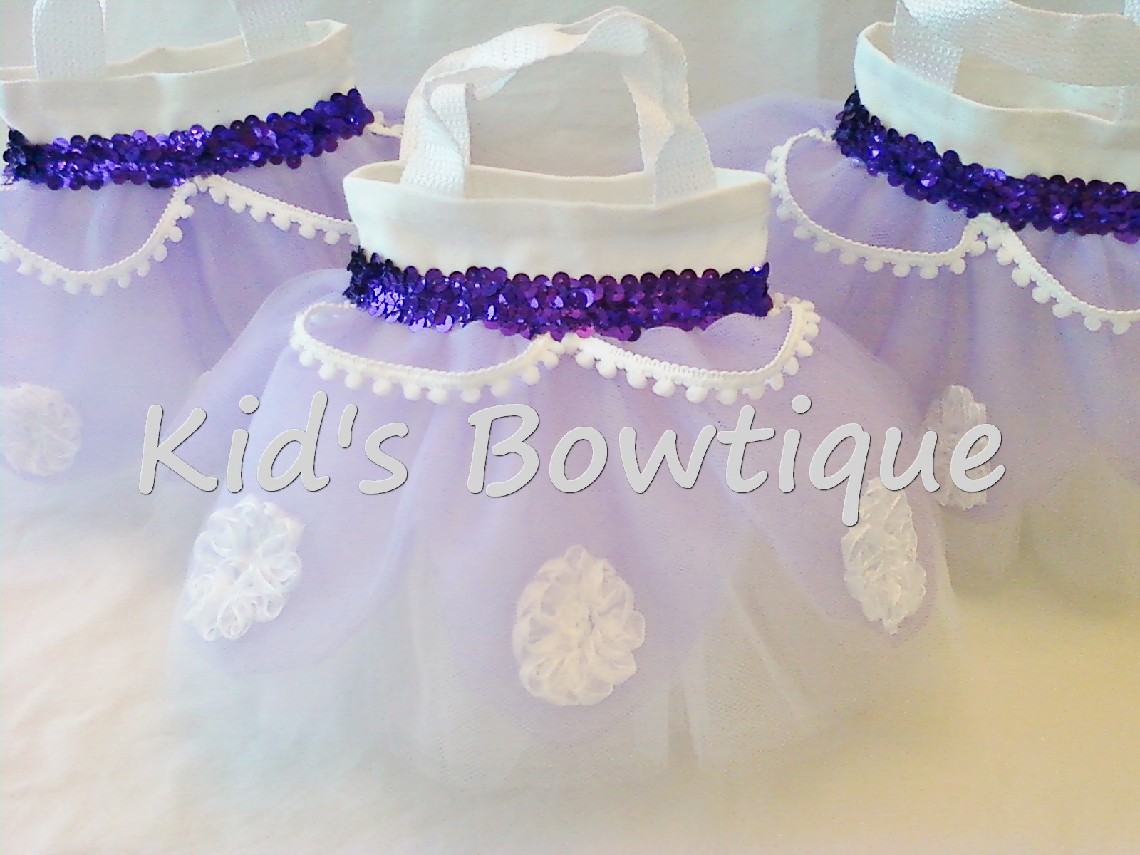 disney sofia the first party bags with pom poms
